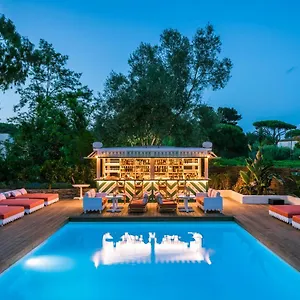 Hotel La Tartane Saint-Tropez